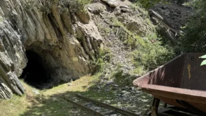 Sentier des Mines de Mont-Chemin